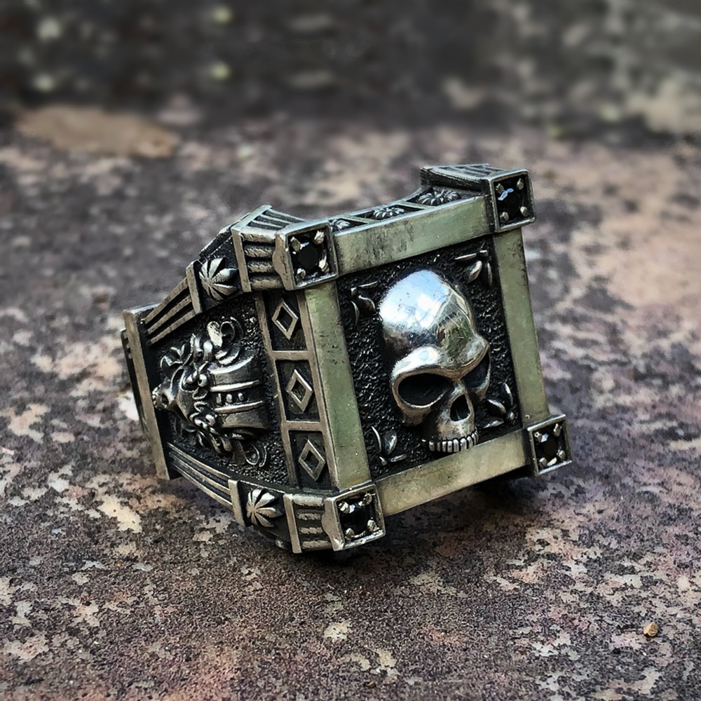 Memento mori ring